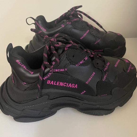 Balenciaga Shoes - Rare Balenciaga Triple S Sneakers in Black with all over Pink logo!